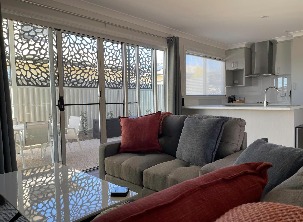 Apple Blossom Cottages Stanthorpe Eksteriør billede